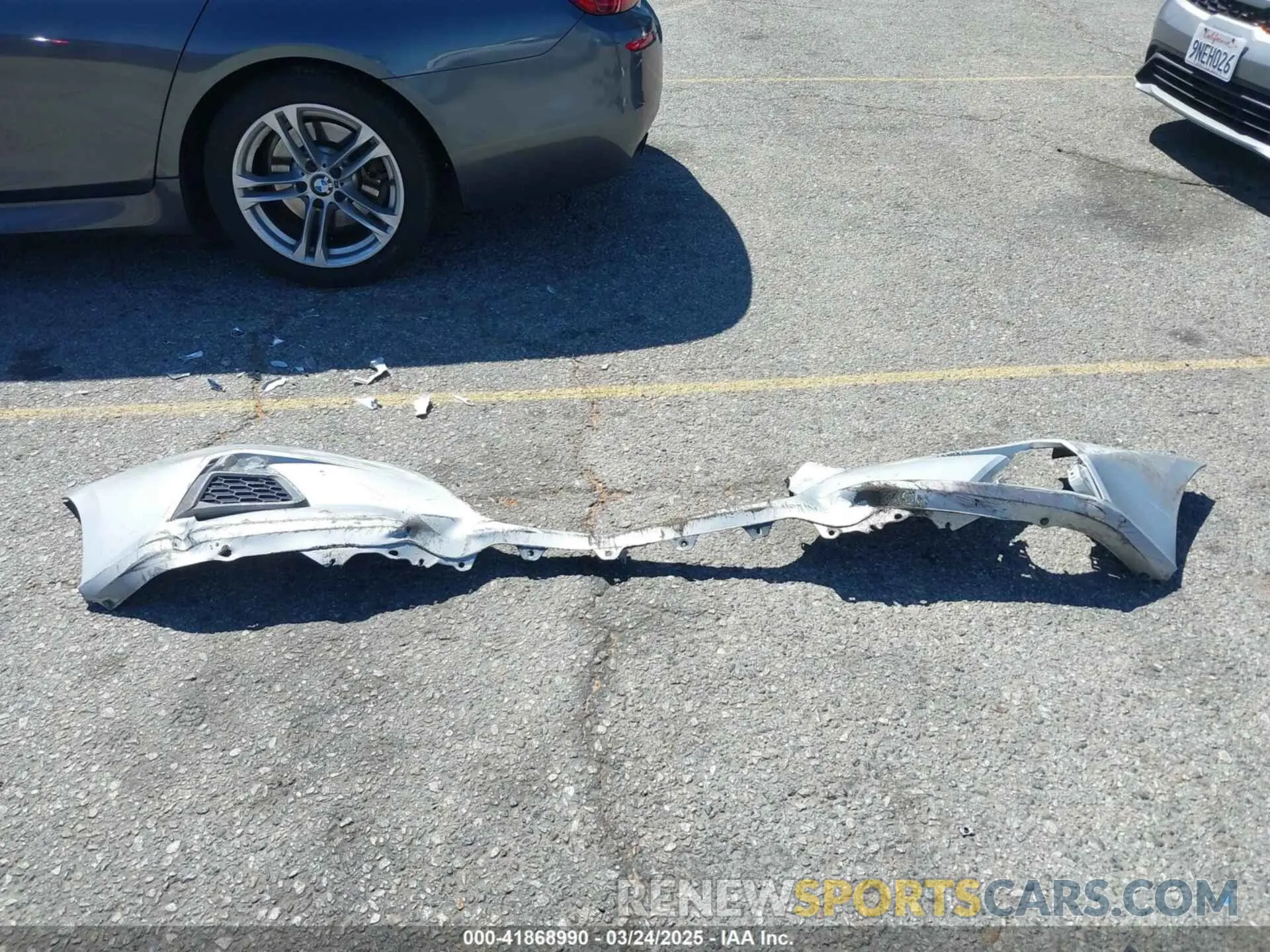 11 Photograph of a damaged car 1N4BL4BV2KC226614 NISSAN ALTIMA 2019
