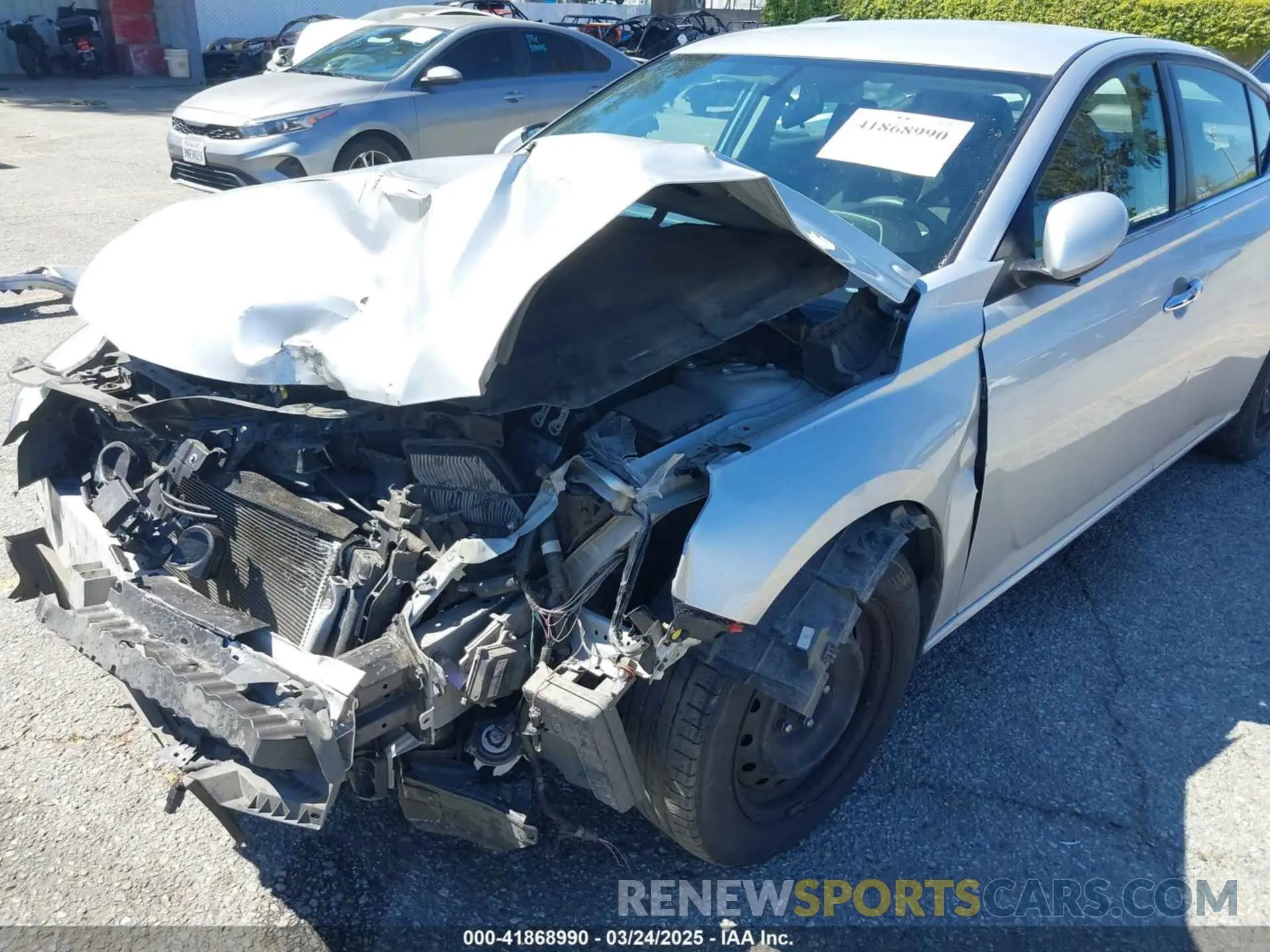 6 Photograph of a damaged car 1N4BL4BV2KC226614 NISSAN ALTIMA 2019