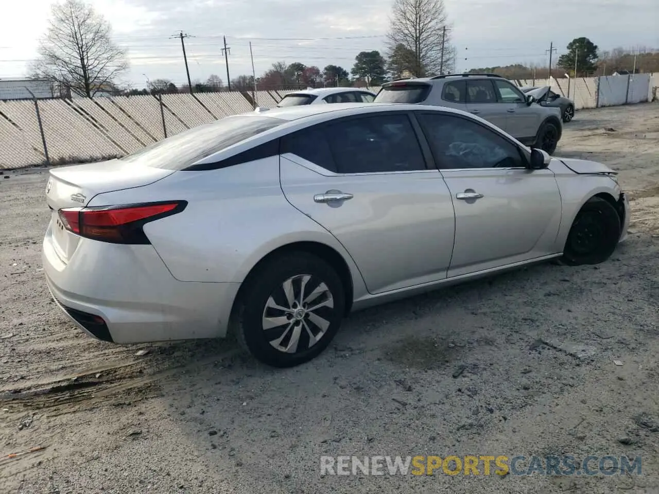 3 Photograph of a damaged car 1N4BL4BV2KC232123 NISSAN ALTIMA 2019