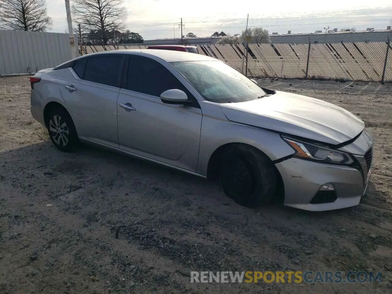 4 Photograph of a damaged car 1N4BL4BV2KC232123 NISSAN ALTIMA 2019