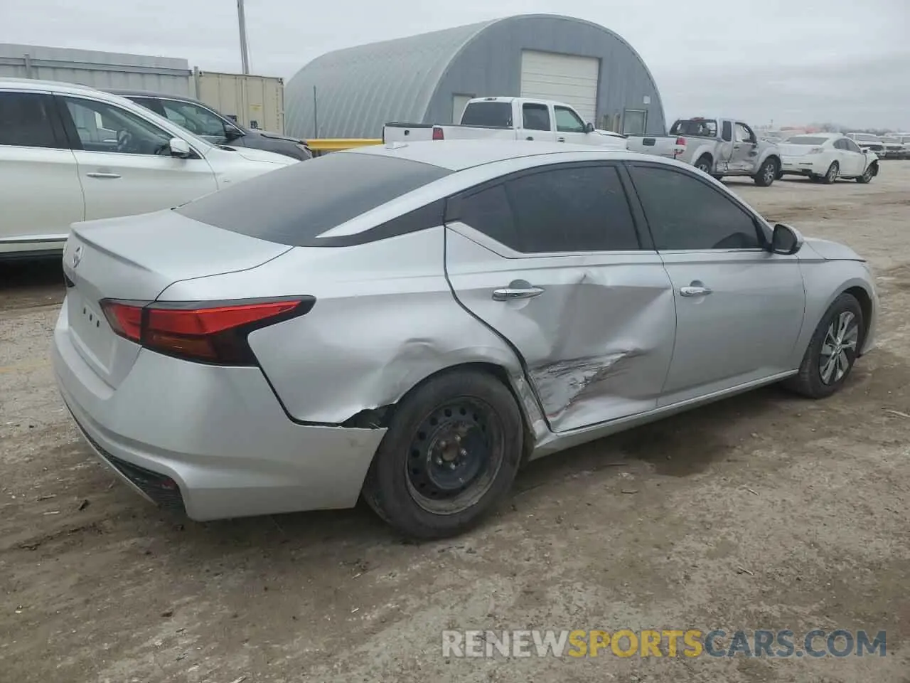 3 Фотография поврежденного автомобиля 1N4BL4BV2KC239752 NISSAN ALTIMA 2019