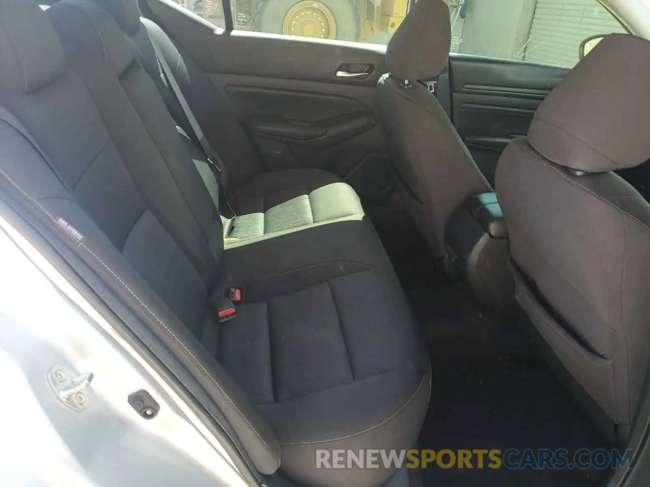 10 Photograph of a damaged car 1N4BL4BV3KC153334 NISSAN ALTIMA 2019