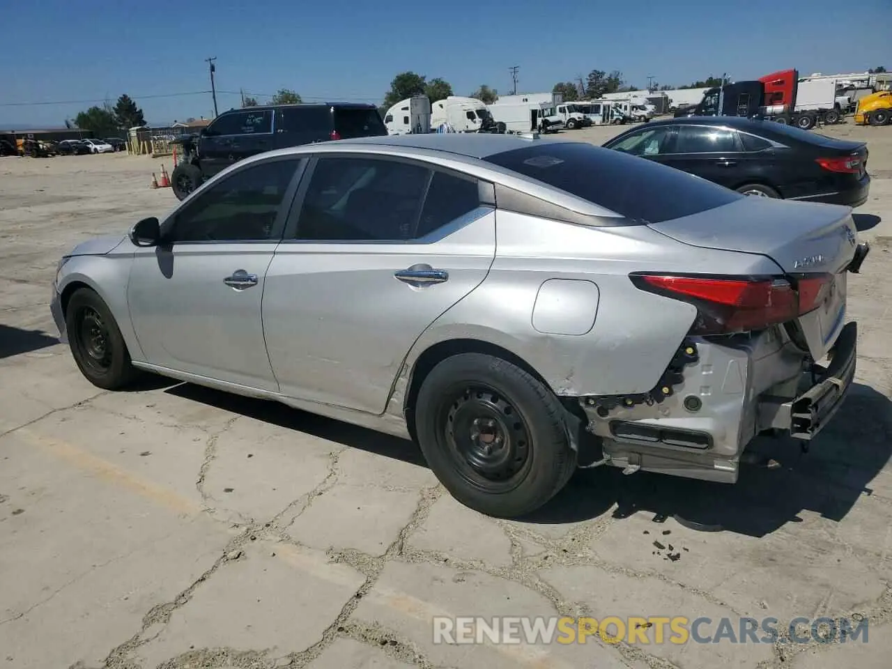 2 Photograph of a damaged car 1N4BL4BV3KC153334 NISSAN ALTIMA 2019