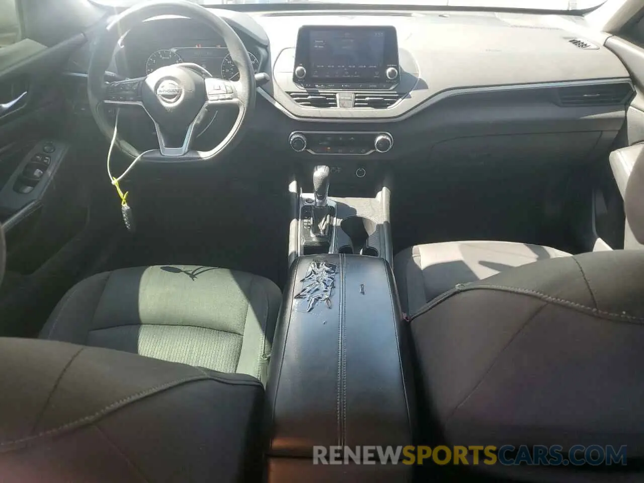 8 Photograph of a damaged car 1N4BL4BV3KC153334 NISSAN ALTIMA 2019