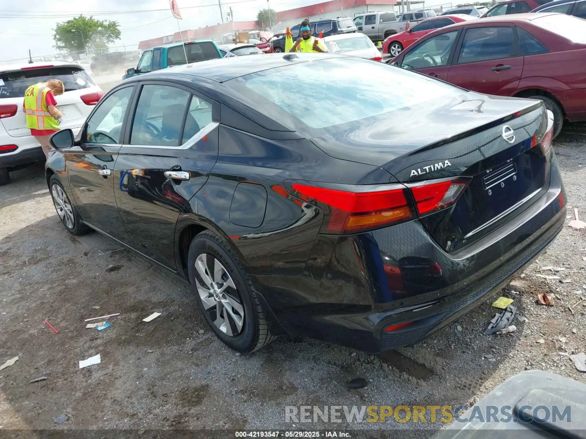 3 Фотография поврежденного автомобиля 1N4BL4BV3KC156752 NISSAN ALTIMA 2019