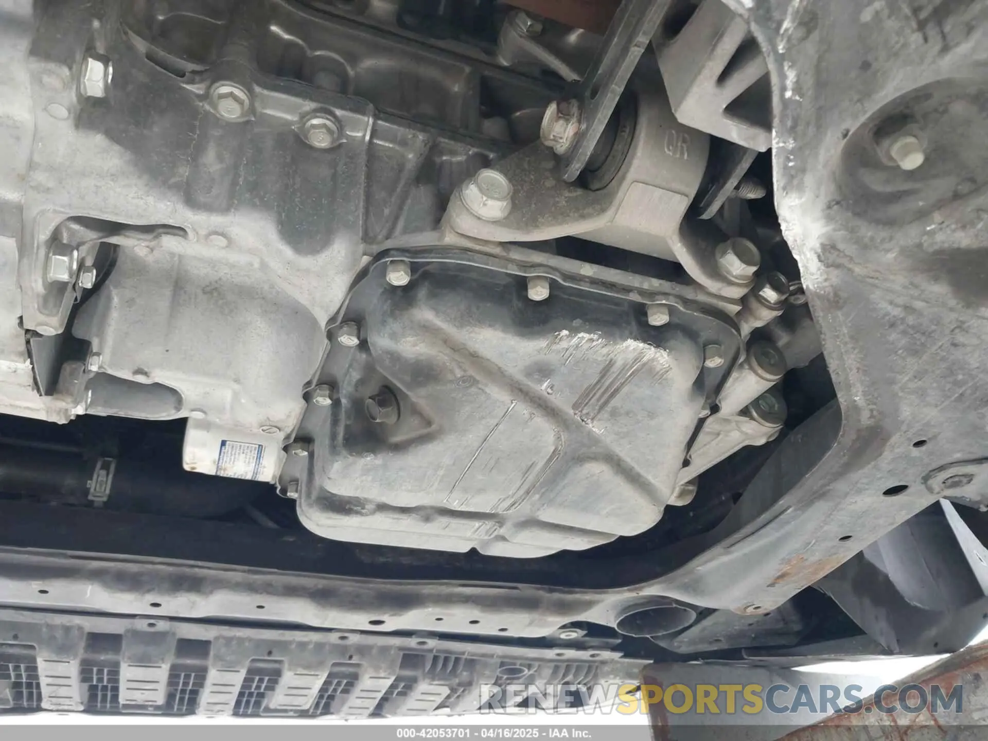 18 Photograph of a damaged car 1N4BL4BV3KC190383 NISSAN ALTIMA 2019