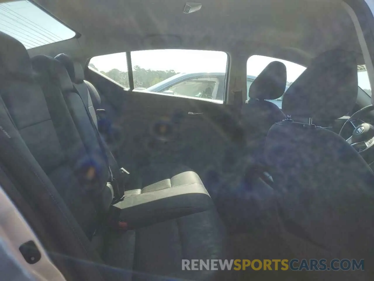 10 Photograph of a damaged car 1N4BL4BV3KC192196 NISSAN ALTIMA 2019