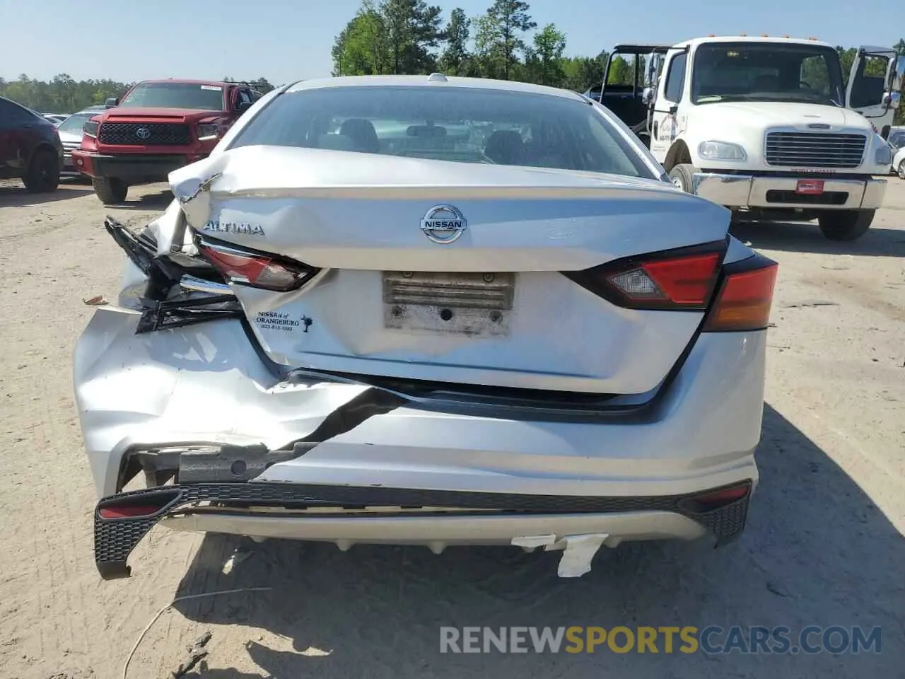6 Photograph of a damaged car 1N4BL4BV3KC192196 NISSAN ALTIMA 2019