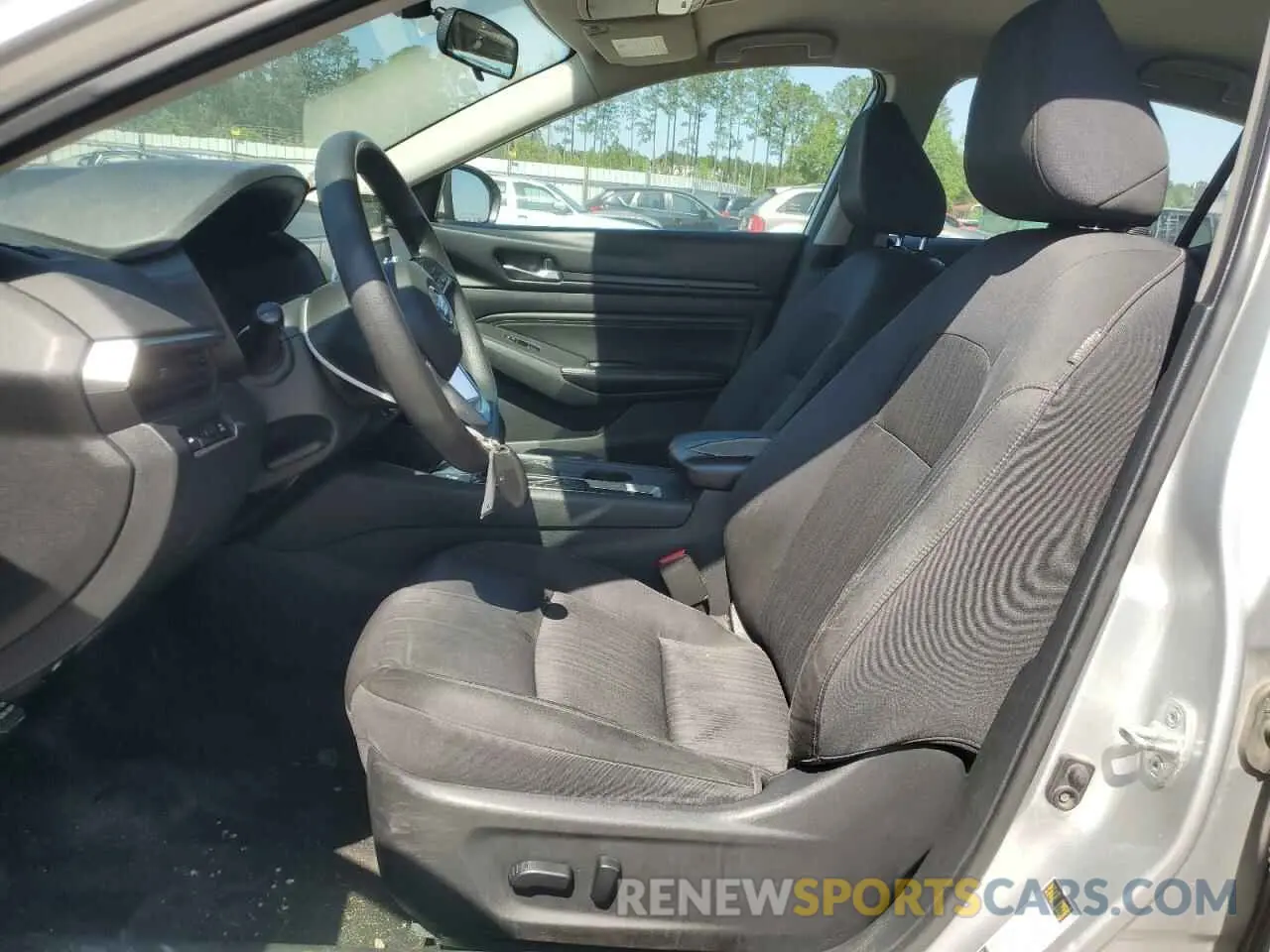7 Photograph of a damaged car 1N4BL4BV3KC192196 NISSAN ALTIMA 2019