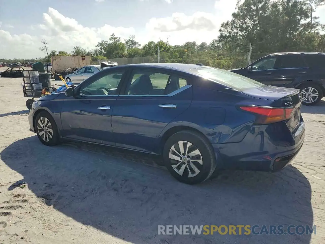 2 Photograph of a damaged car 1N4BL4BV3KC217128 NISSAN ALTIMA 2019
