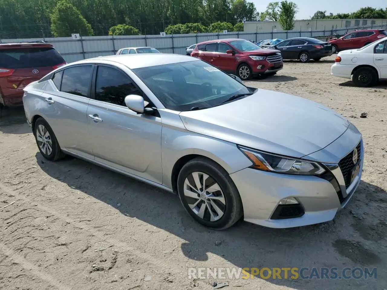 4 Photograph of a damaged car 1N4BL4BV3KC225178 NISSAN ALTIMA 2019