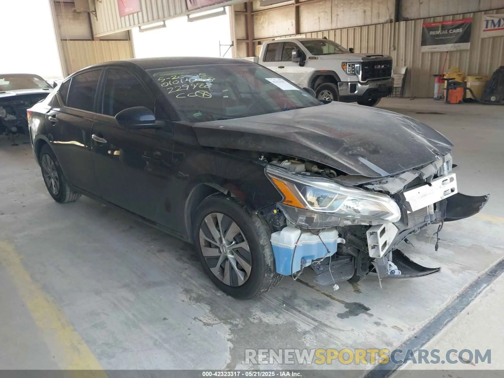 1 Фотография поврежденного автомобиля 1N4BL4BV3KC229988 NISSAN ALTIMA 2019