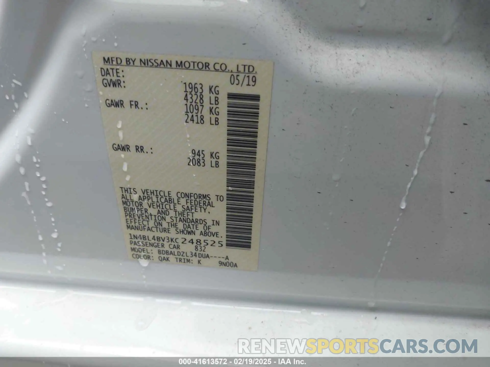 9 Photograph of a damaged car 1N4BL4BV3KC248525 NISSAN ALTIMA 2019