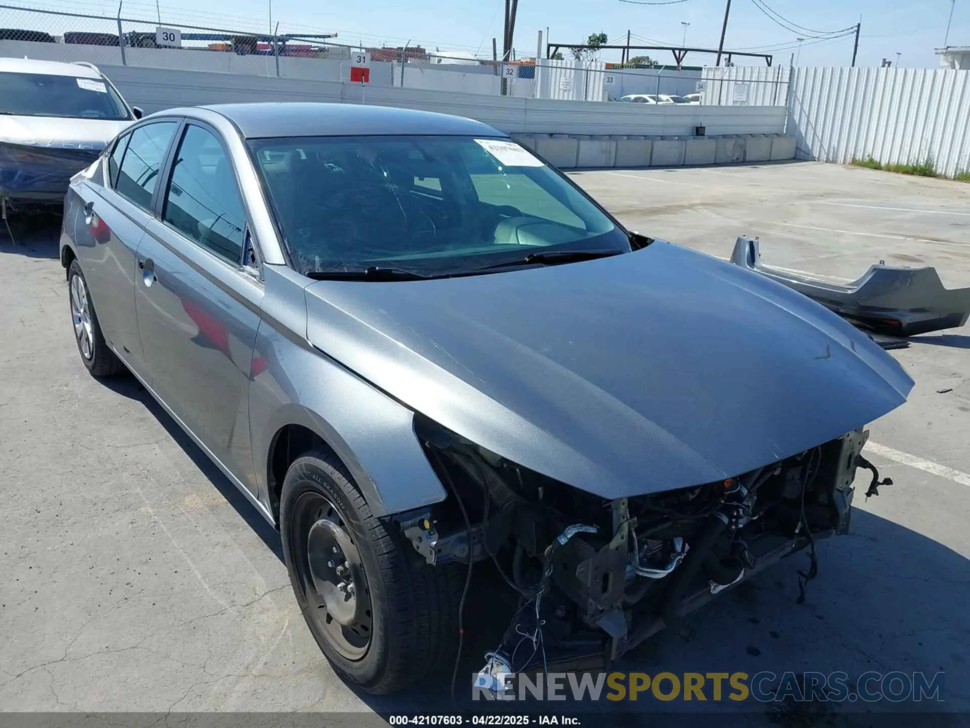 6 Photograph of a damaged car 1N4BL4BV3KC250856 NISSAN ALTIMA 2019