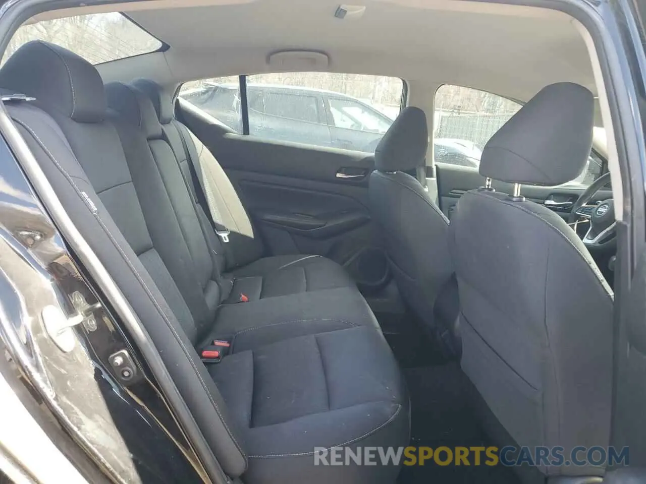 10 Photograph of a damaged car 1N4BL4BV3KC252848 NISSAN ALTIMA 2019