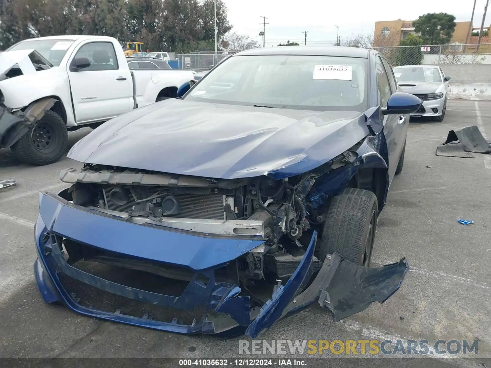 2 Фотография поврежденного автомобиля 1N4BL4BV4KC129169 NISSAN ALTIMA 2019