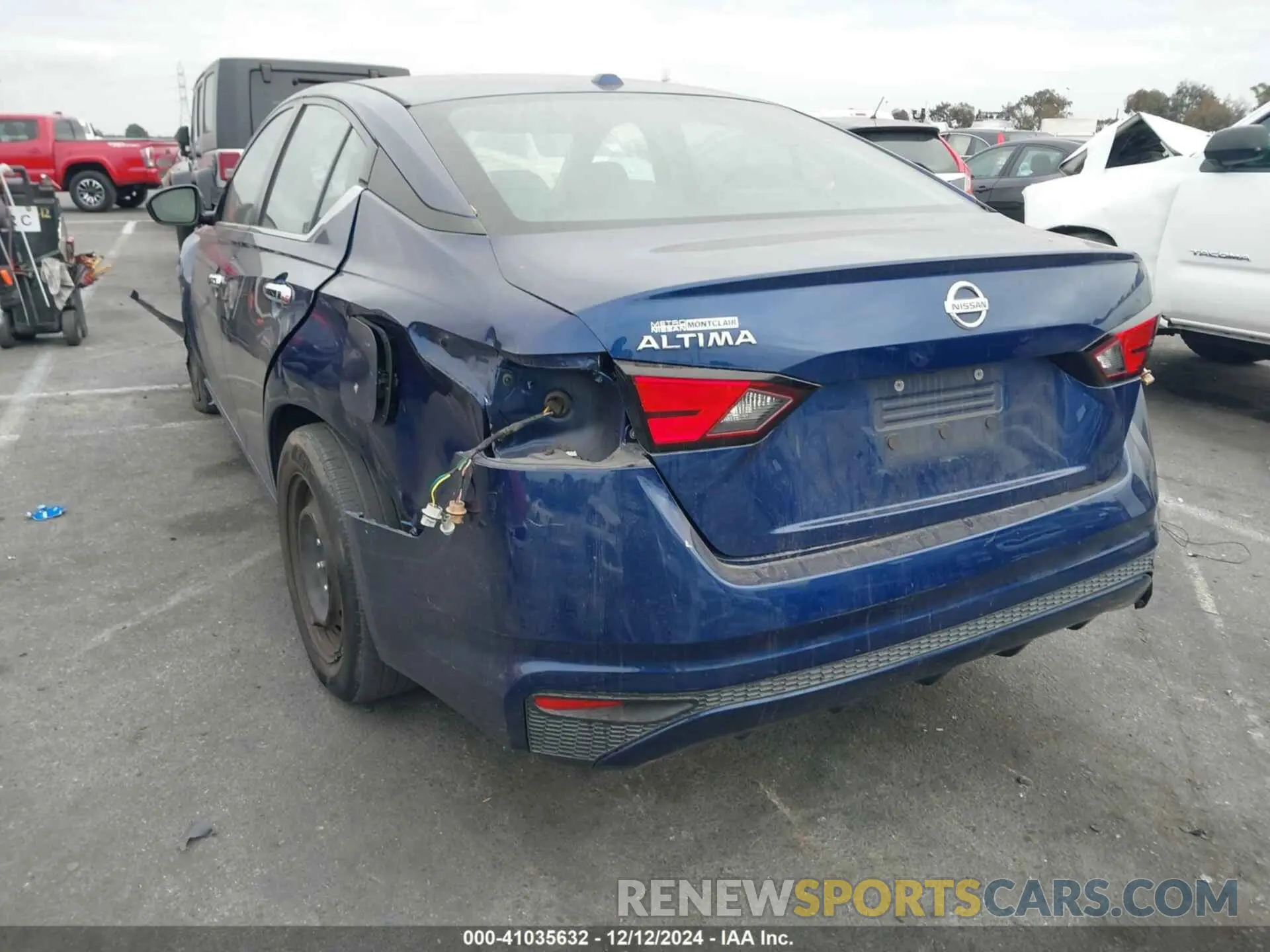 3 Фотография поврежденного автомобиля 1N4BL4BV4KC129169 NISSAN ALTIMA 2019
