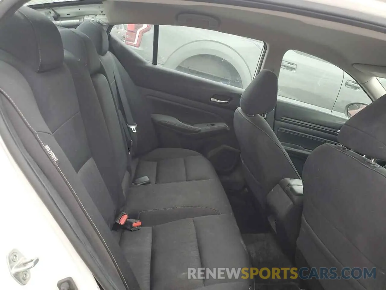 10 Фотография поврежденного автомобиля 1N4BL4BV4KC164326 NISSAN ALTIMA 2019