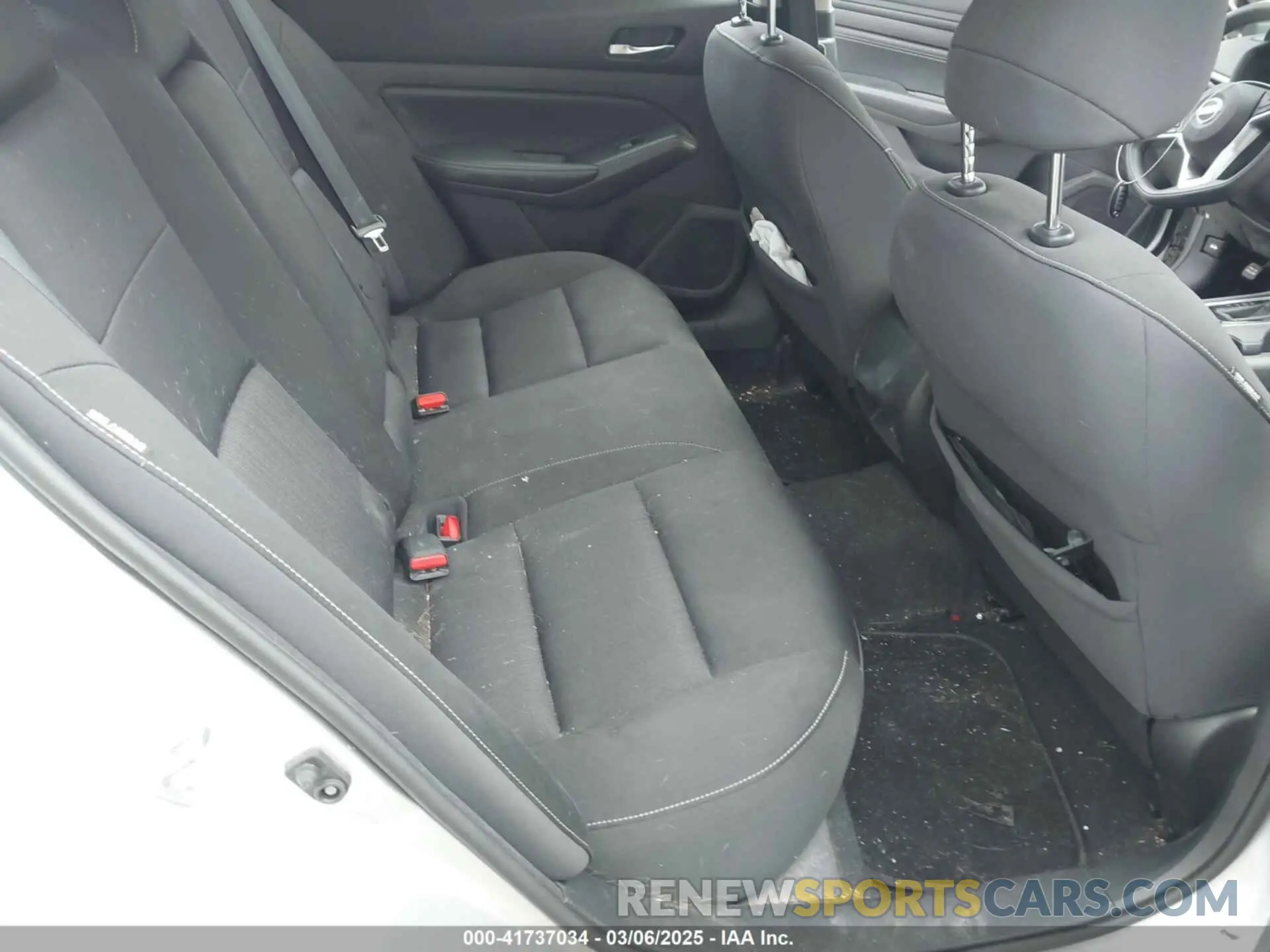 8 Photograph of a damaged car 1N4BL4BV4KC170904 NISSAN ALTIMA 2019