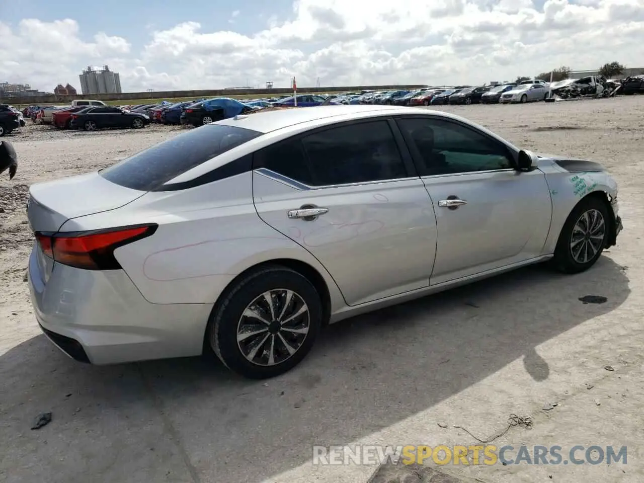 3 Фотография поврежденного автомобиля 1N4BL4BV4KC200645 NISSAN ALTIMA 2019