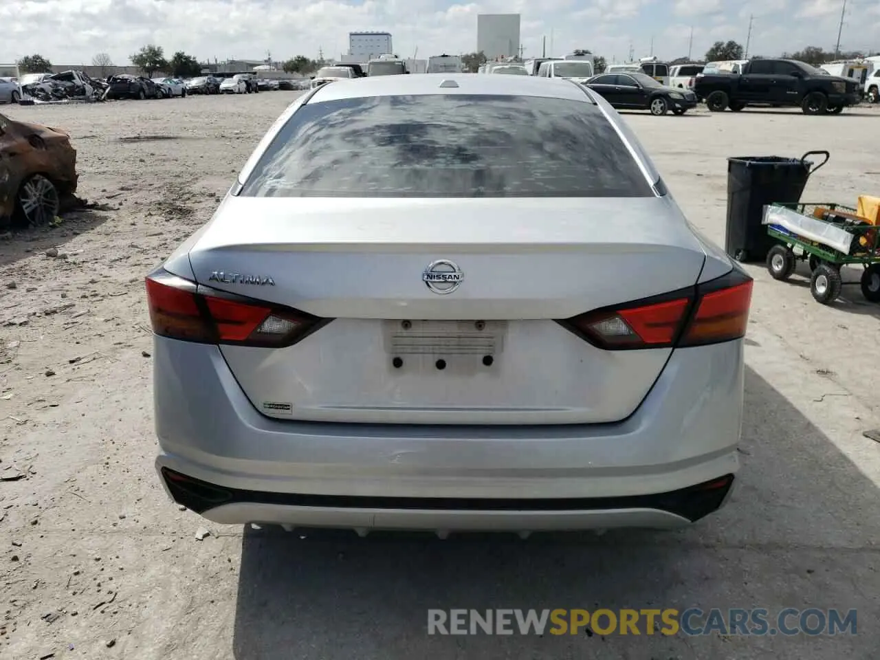 6 Фотография поврежденного автомобиля 1N4BL4BV4KC200645 NISSAN ALTIMA 2019