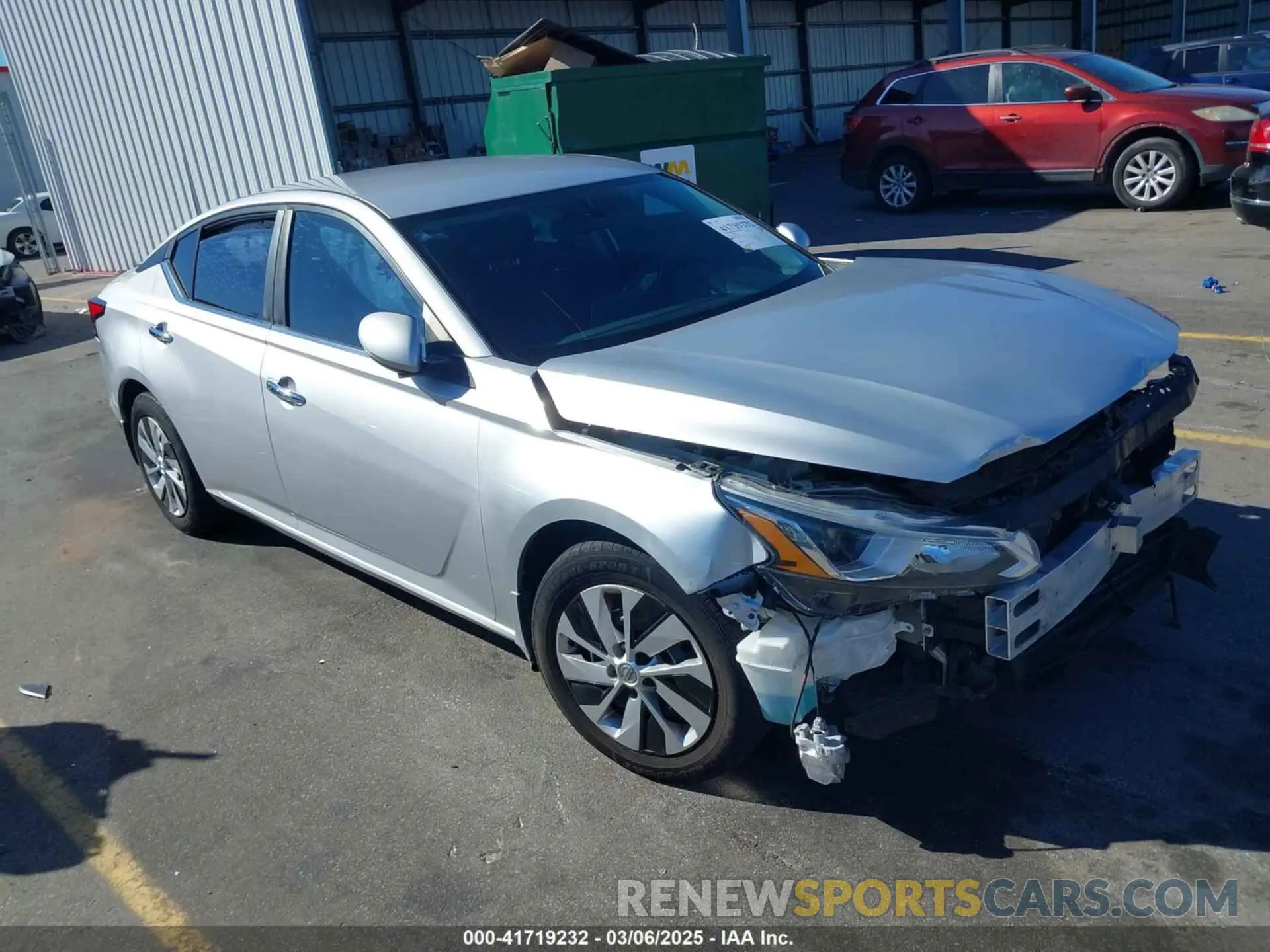 1 Photograph of a damaged car 1N4BL4BV4KC206462 NISSAN ALTIMA 2019