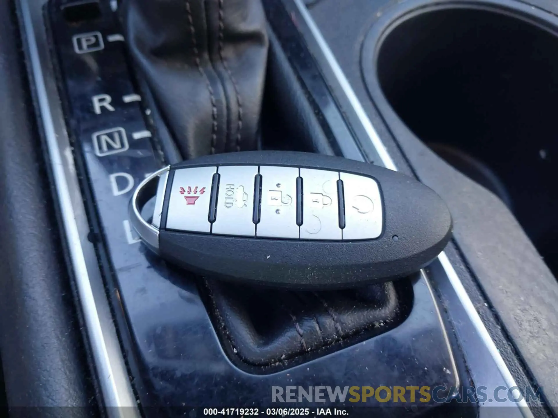 11 Photograph of a damaged car 1N4BL4BV4KC206462 NISSAN ALTIMA 2019