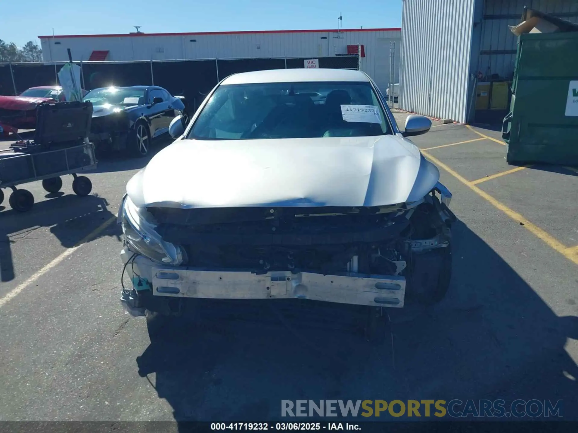 12 Photograph of a damaged car 1N4BL4BV4KC206462 NISSAN ALTIMA 2019