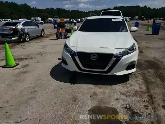 11 Photograph of a damaged car 1N4BL4BV4KC221429 NISSAN ALTIMA 2019
