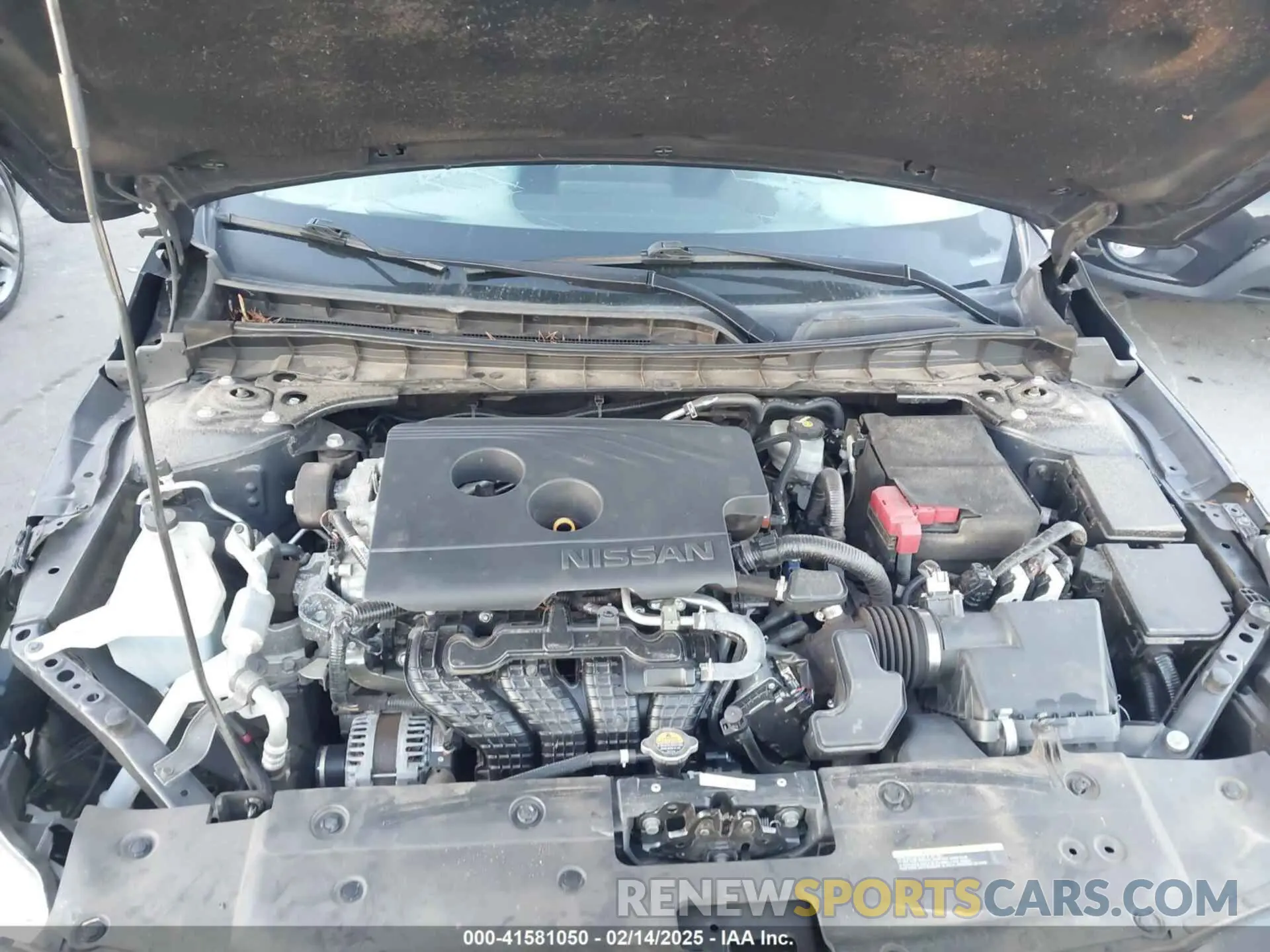 10 Photograph of a damaged car 1N4BL4BV4KC231734 NISSAN ALTIMA 2019