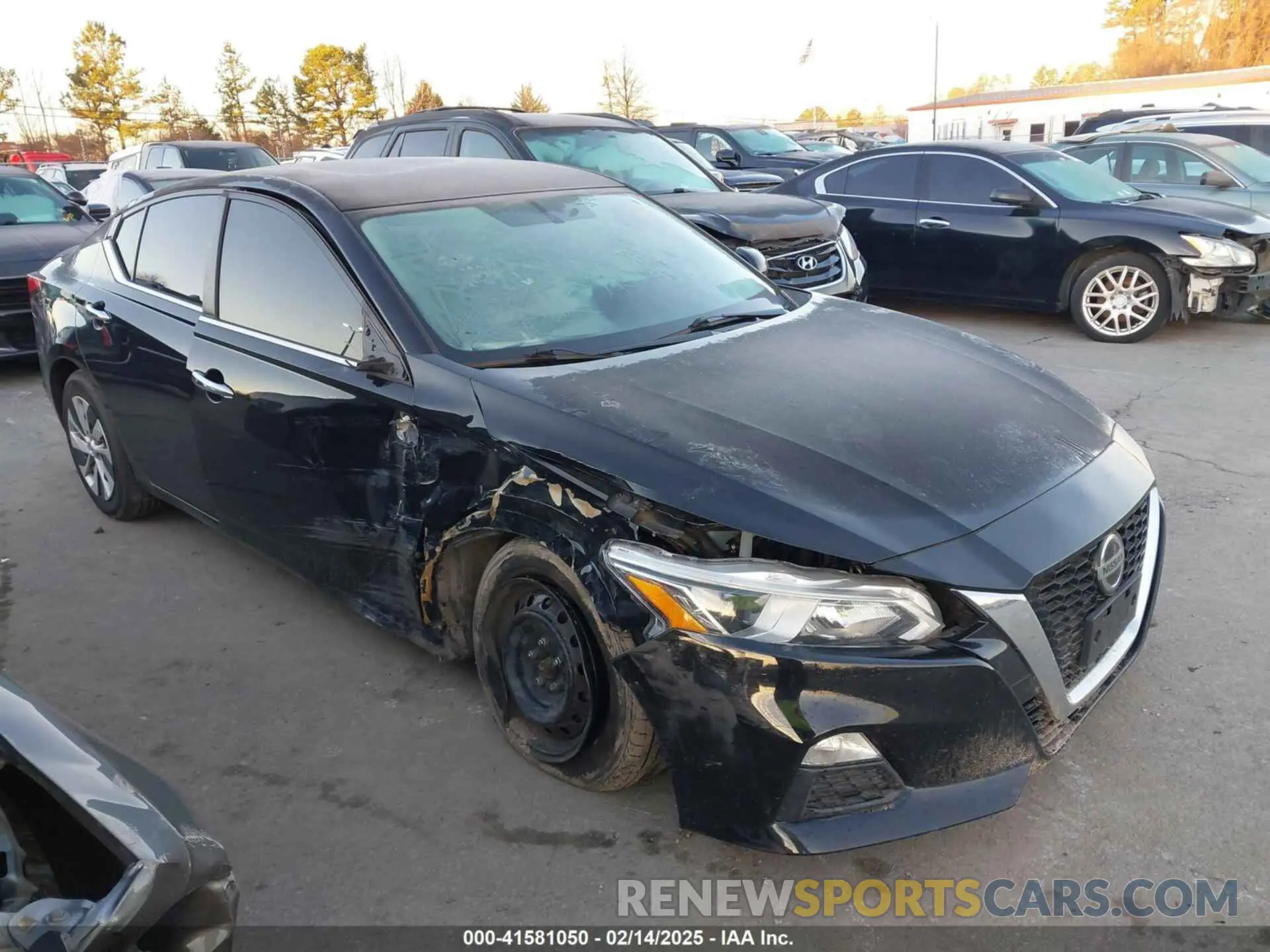 13 Photograph of a damaged car 1N4BL4BV4KC231734 NISSAN ALTIMA 2019