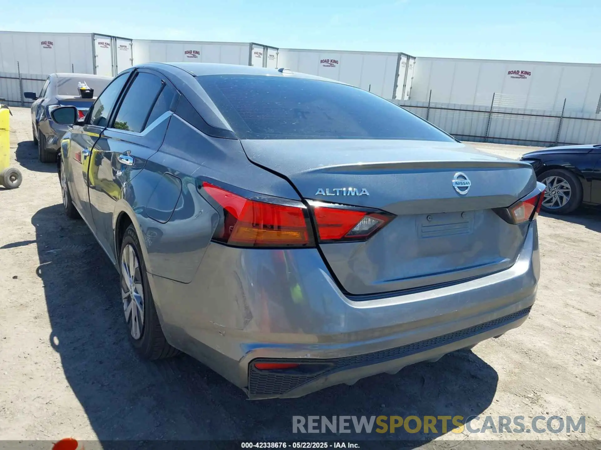3 Фотография поврежденного автомобиля 1N4BL4BV4KC249442 NISSAN ALTIMA 2019