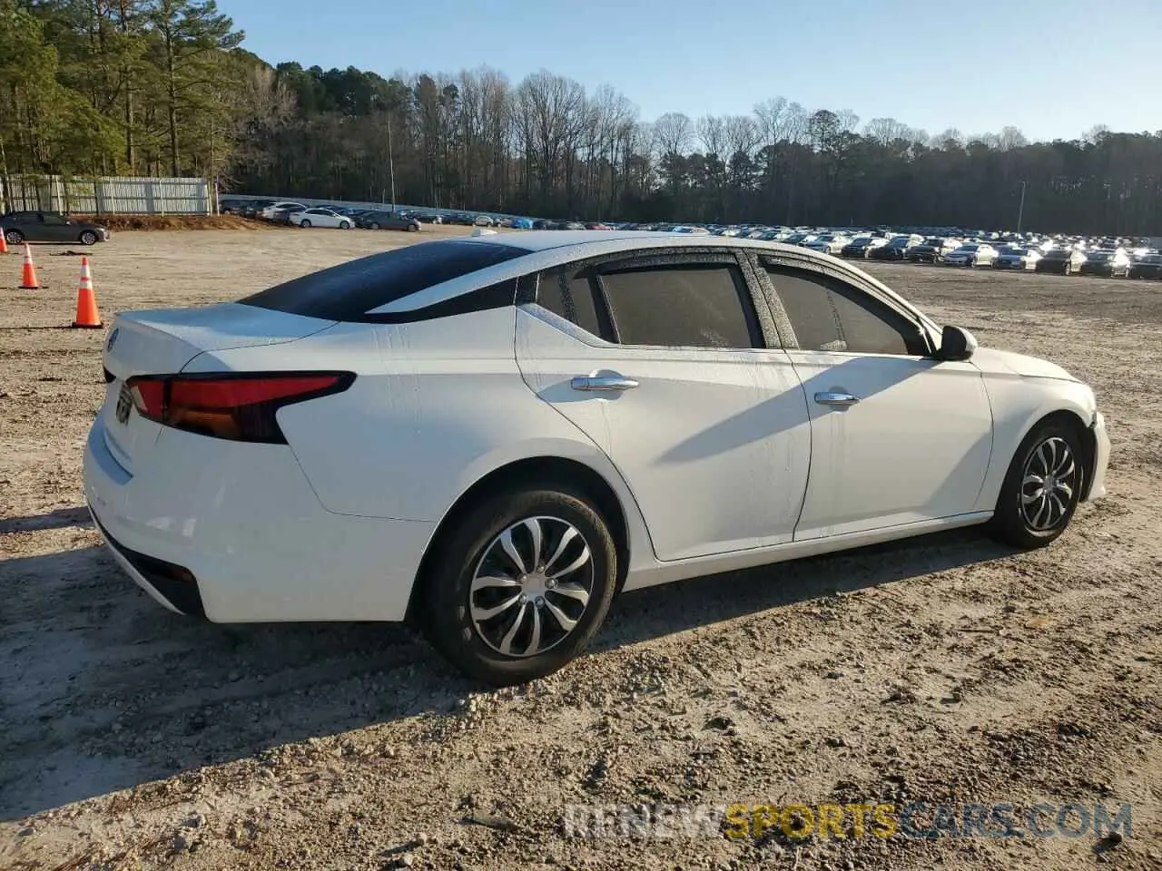 3 Photograph of a damaged car 1N4BL4BV4KC258030 NISSAN ALTIMA 2019