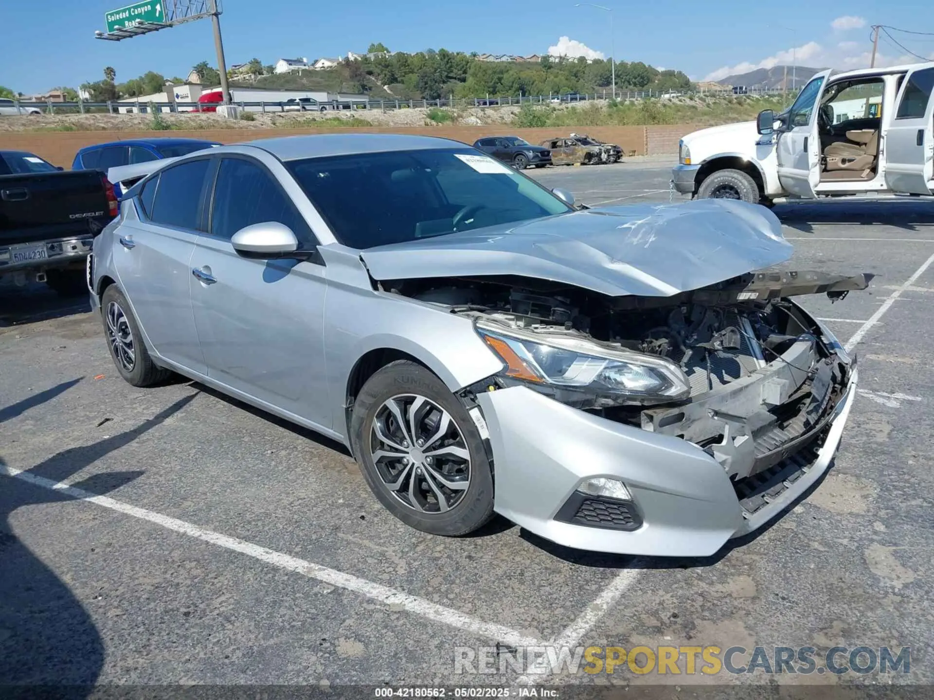 1 Photograph of a damaged car 1N4BL4BV4KN314603 NISSAN ALTIMA 2019