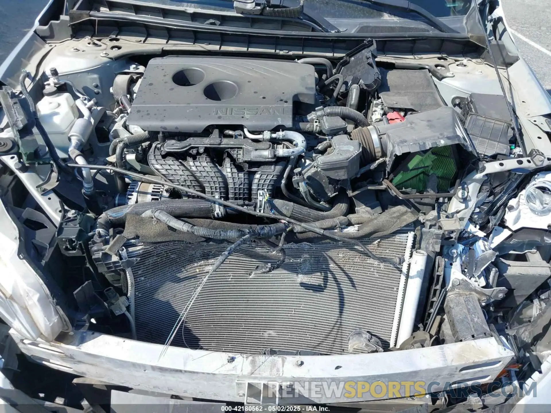 10 Photograph of a damaged car 1N4BL4BV4KN314603 NISSAN ALTIMA 2019