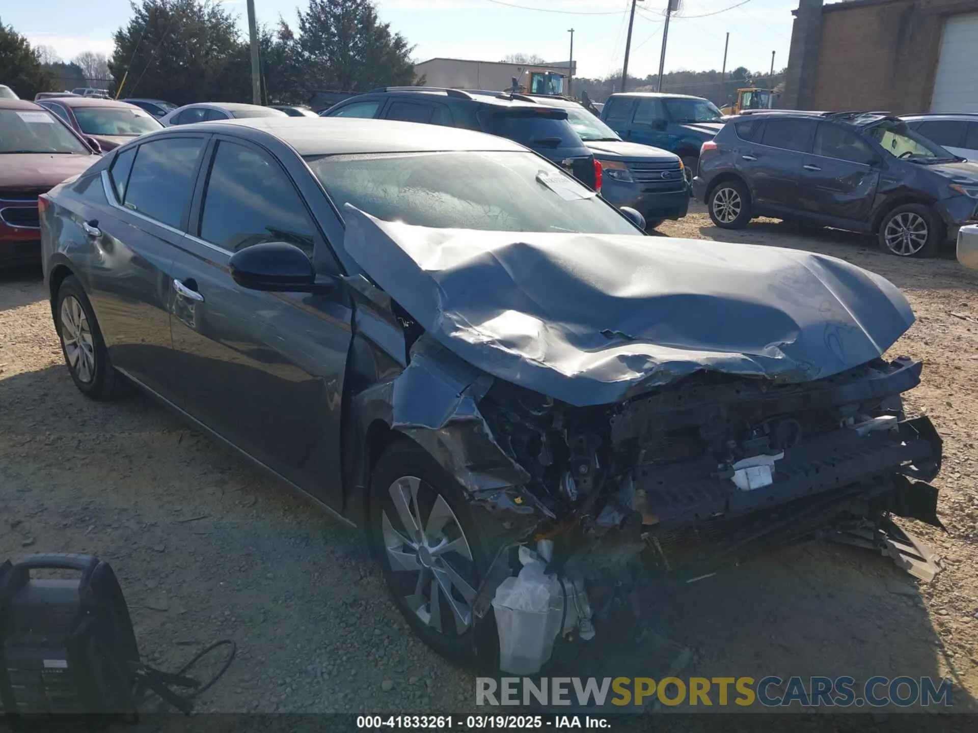 1 Фотография поврежденного автомобиля 1N4BL4BV5KC109979 NISSAN ALTIMA 2019