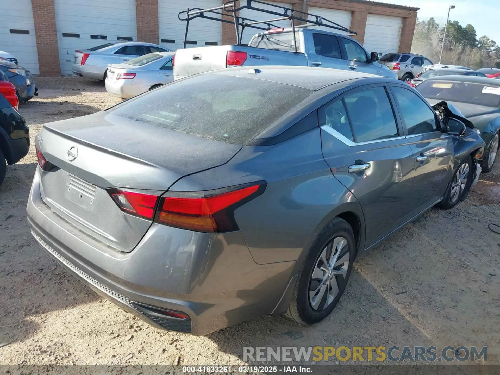 4 Фотография поврежденного автомобиля 1N4BL4BV5KC109979 NISSAN ALTIMA 2019