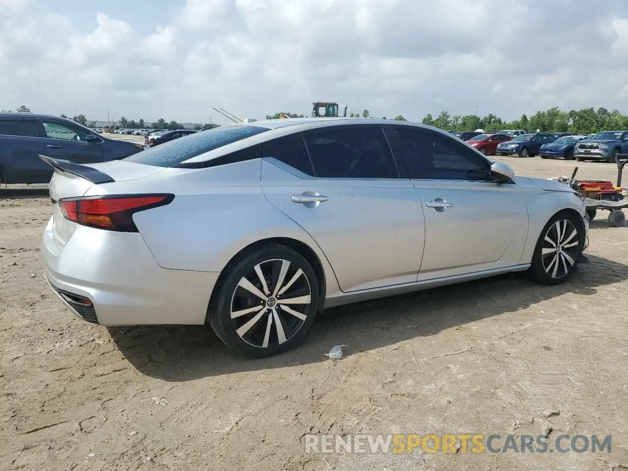 3 Photograph of a damaged car 1N4BL4BV5KC113367 NISSAN ALTIMA 2019
