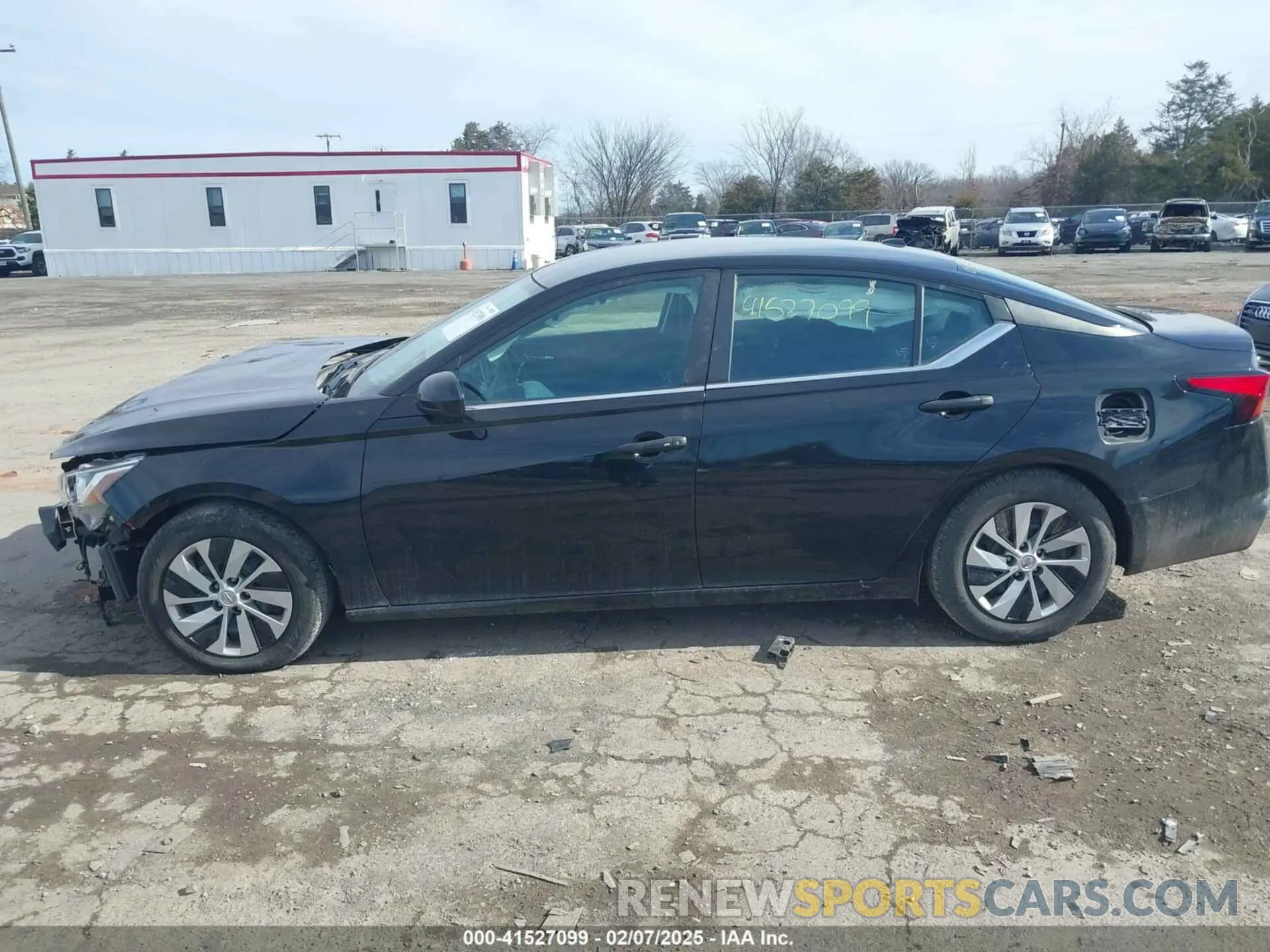 14 Photograph of a damaged car 1N4BL4BV5KC115197 NISSAN ALTIMA 2019