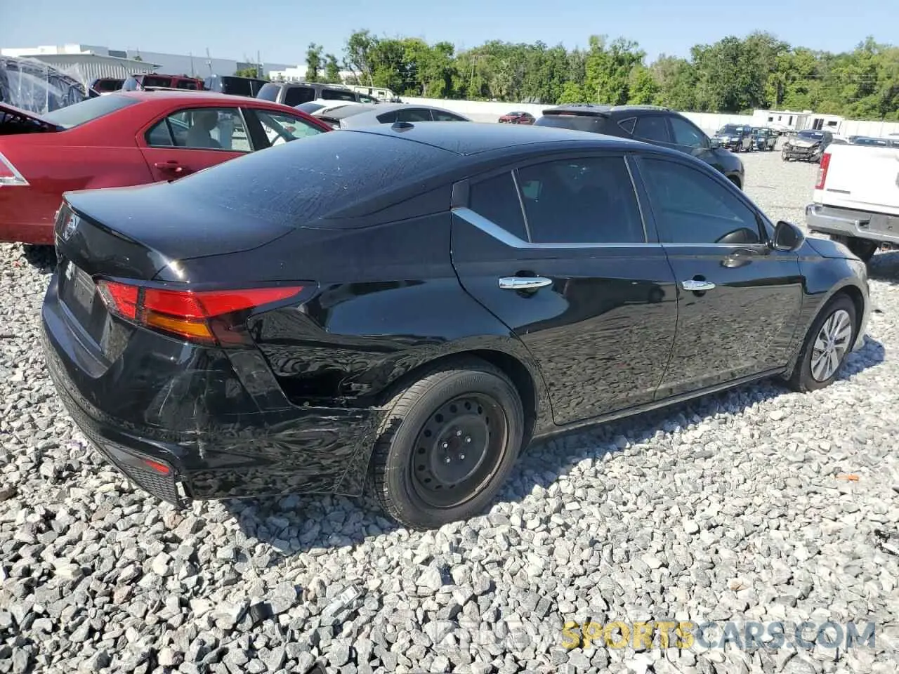 3 Фотография поврежденного автомобиля 1N4BL4BV5KC142982 NISSAN ALTIMA 2019