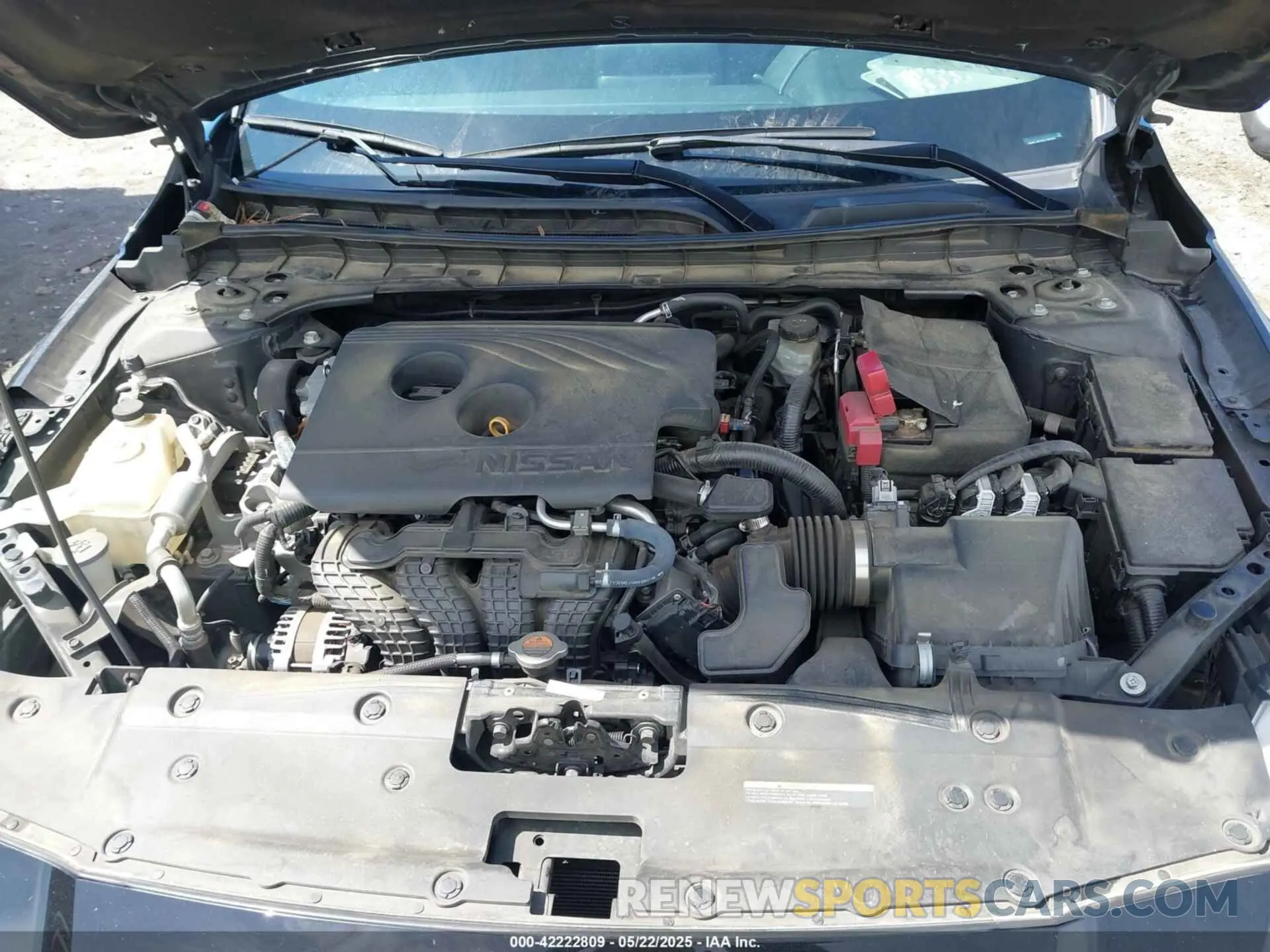 10 Photograph of a damaged car 1N4BL4BV5KC195309 NISSAN ALTIMA 2019