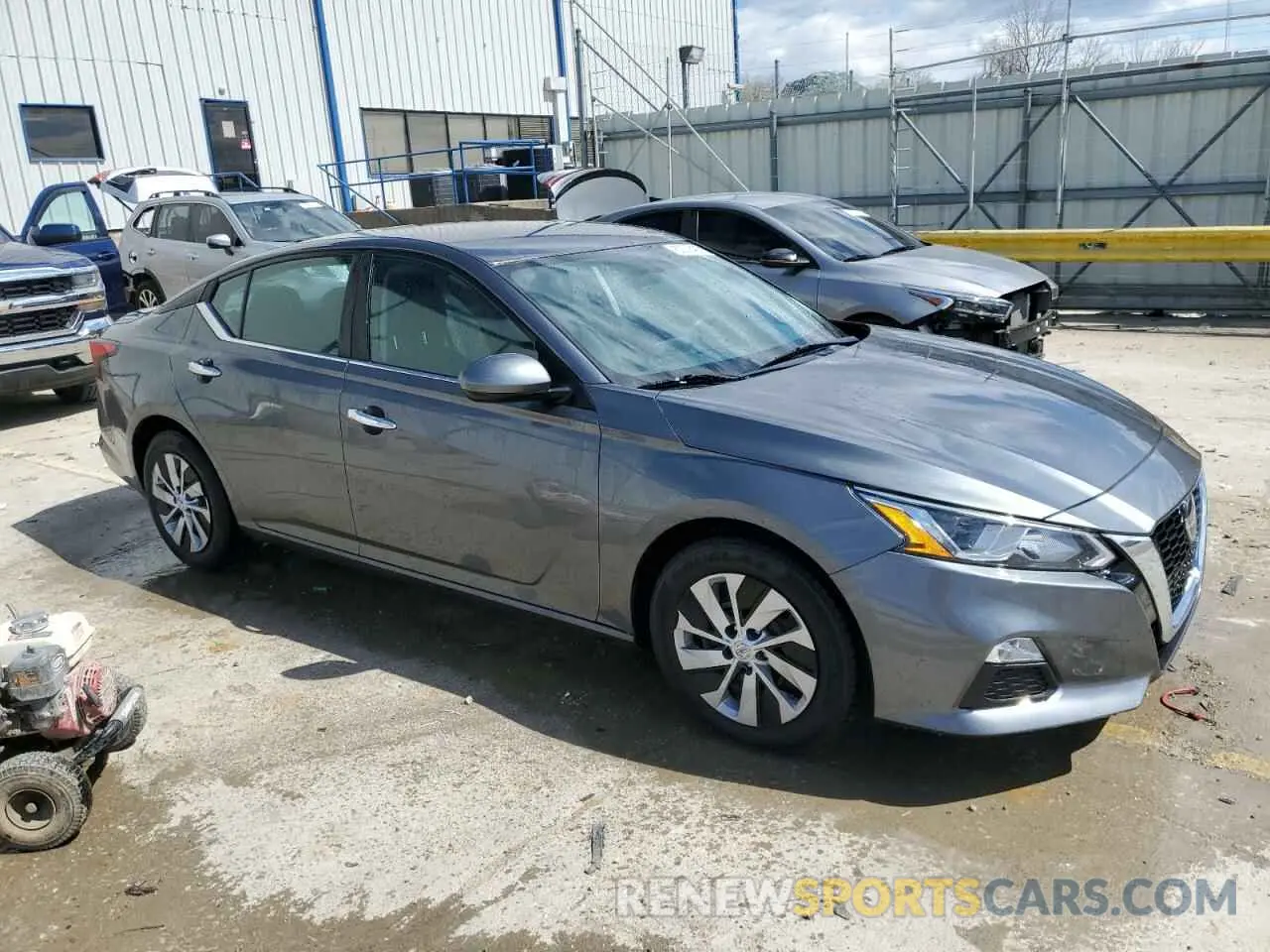 4 Photograph of a damaged car 1N4BL4BV5KC217373 NISSAN ALTIMA 2019