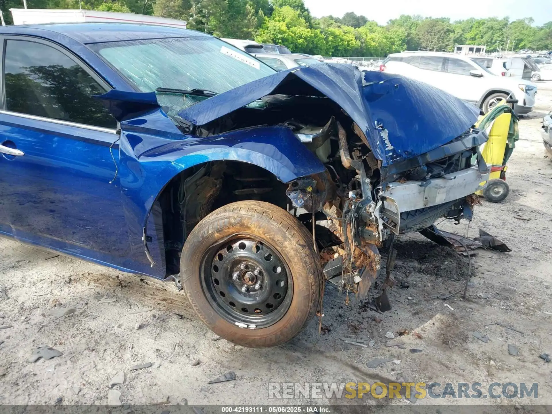 6 Photograph of a damaged car 1N4BL4BV5KC222282 NISSAN ALTIMA 2019