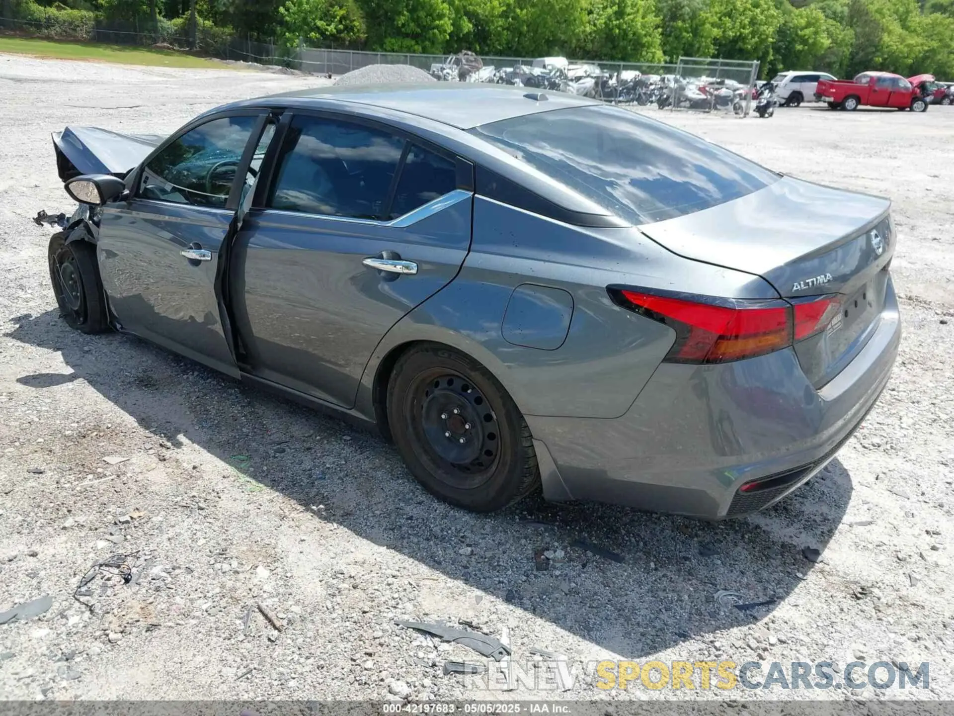 3 Photograph of a damaged car 1N4BL4BV5KC255637 NISSAN ALTIMA 2019