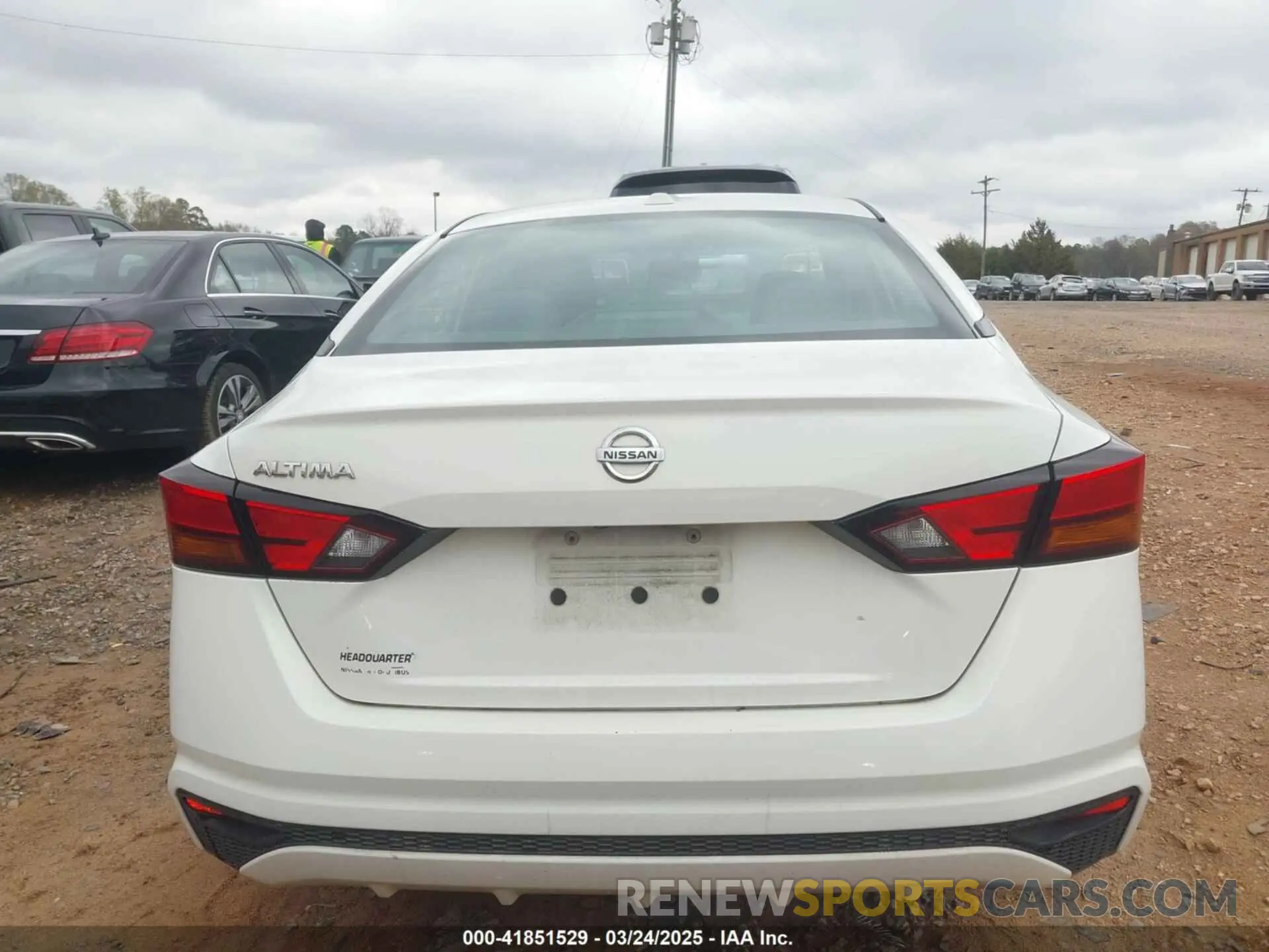 16 Photograph of a damaged car 1N4BL4BV5KN308941 NISSAN ALTIMA 2019