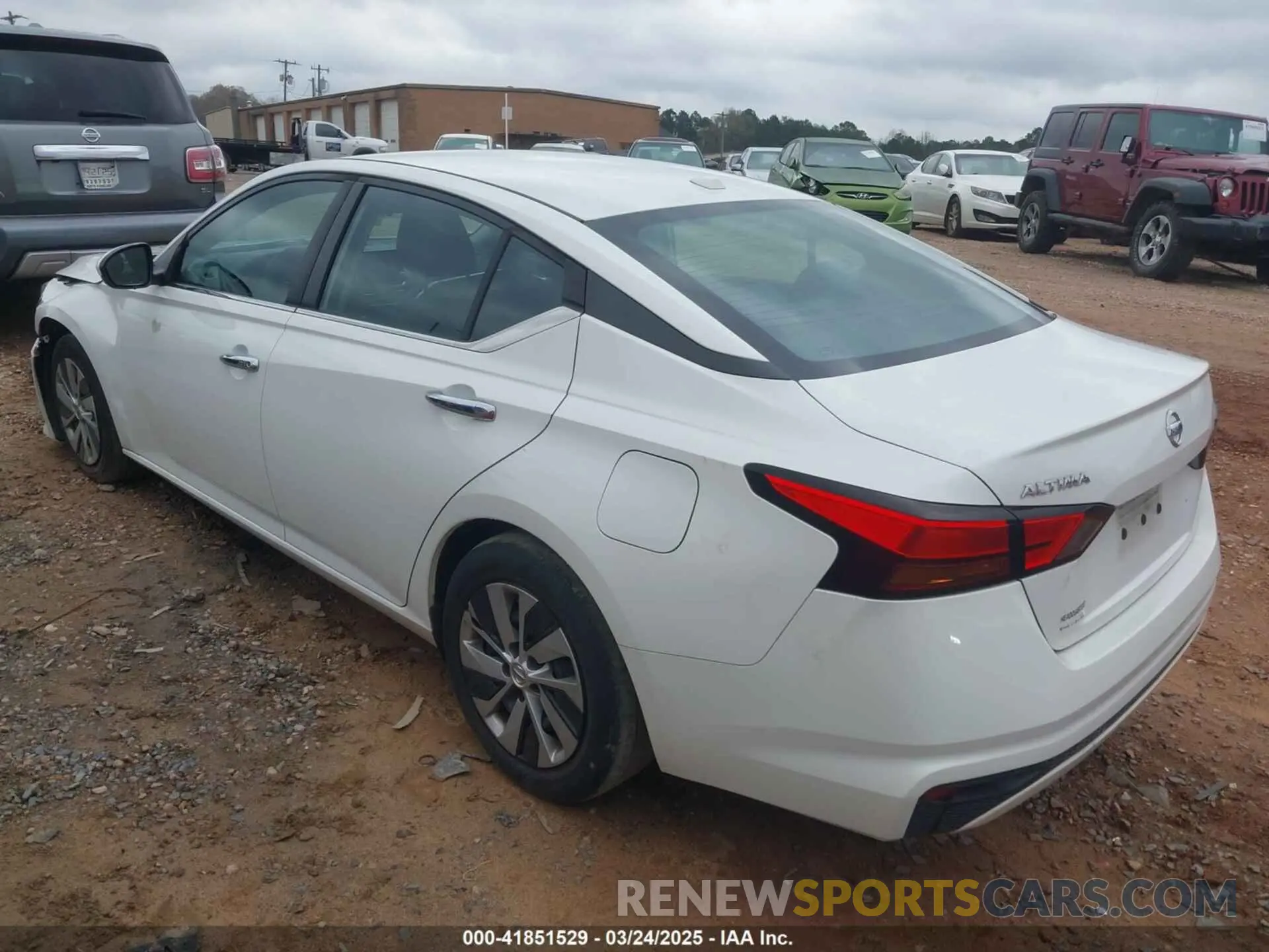 3 Photograph of a damaged car 1N4BL4BV5KN308941 NISSAN ALTIMA 2019