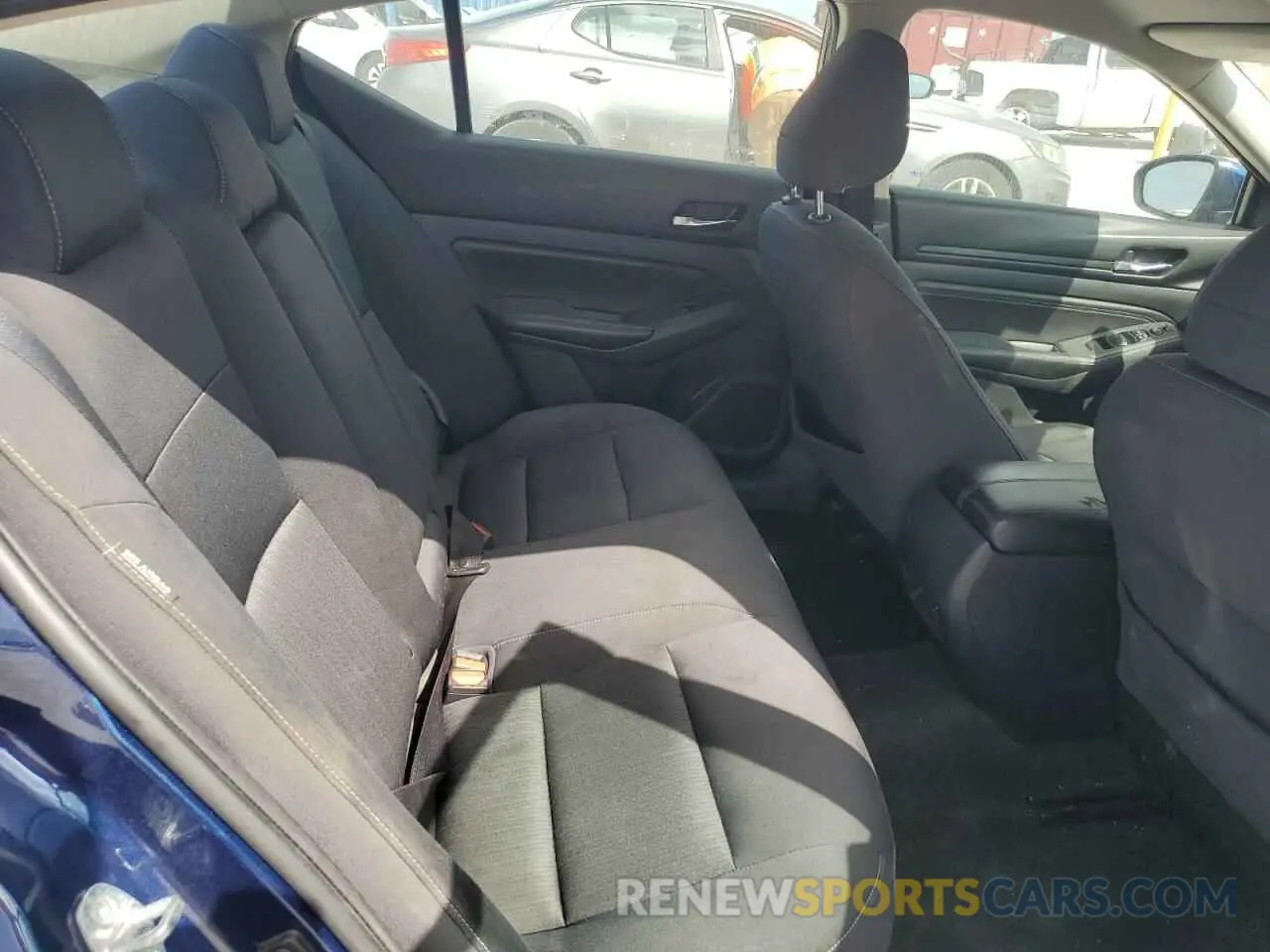 10 Фотография поврежденного автомобиля 1N4BL4BV5KN309443 NISSAN ALTIMA 2019