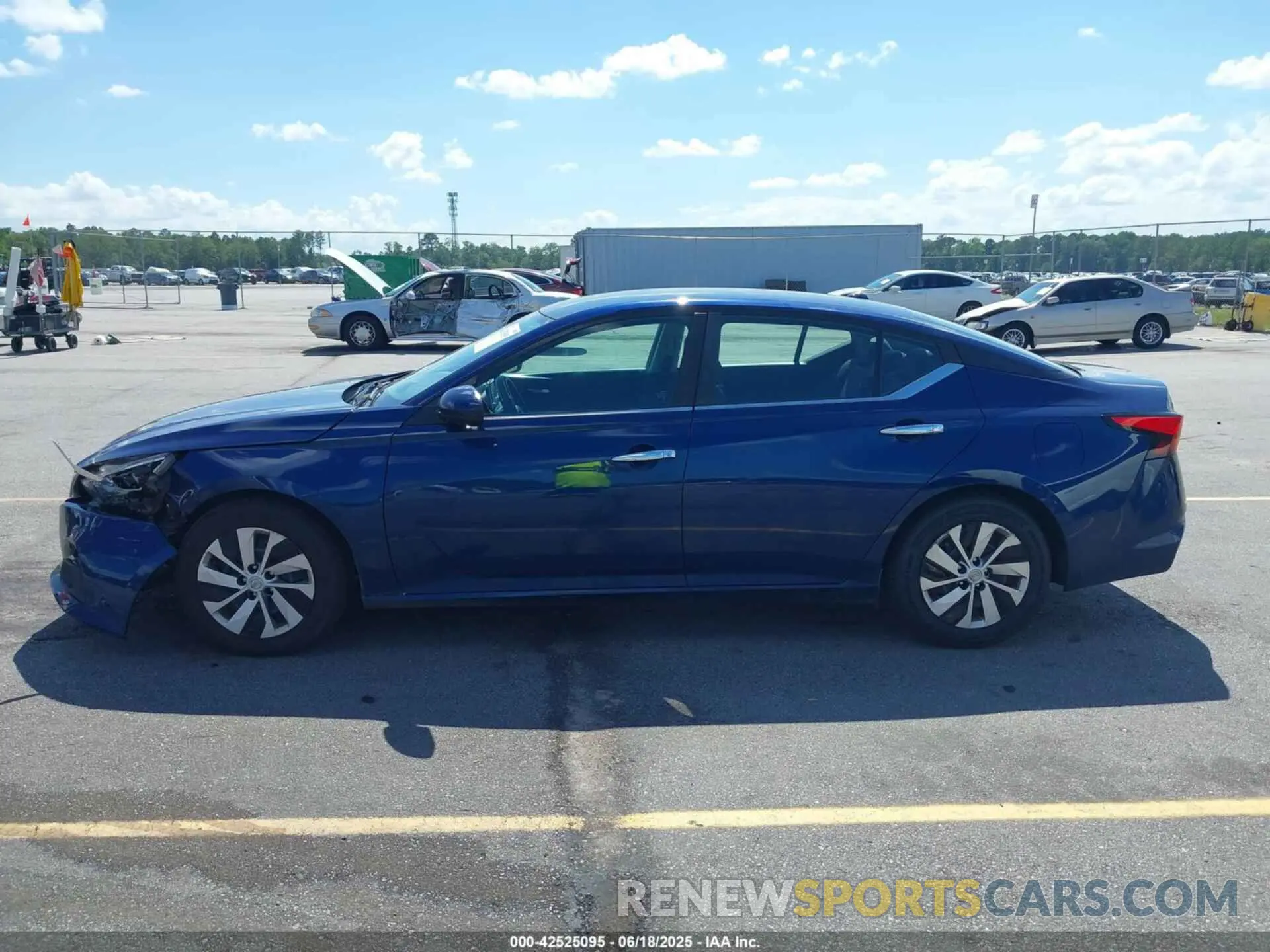 14 Photograph of a damaged car 1N4BL4BV7KC153921 NISSAN ALTIMA 2019