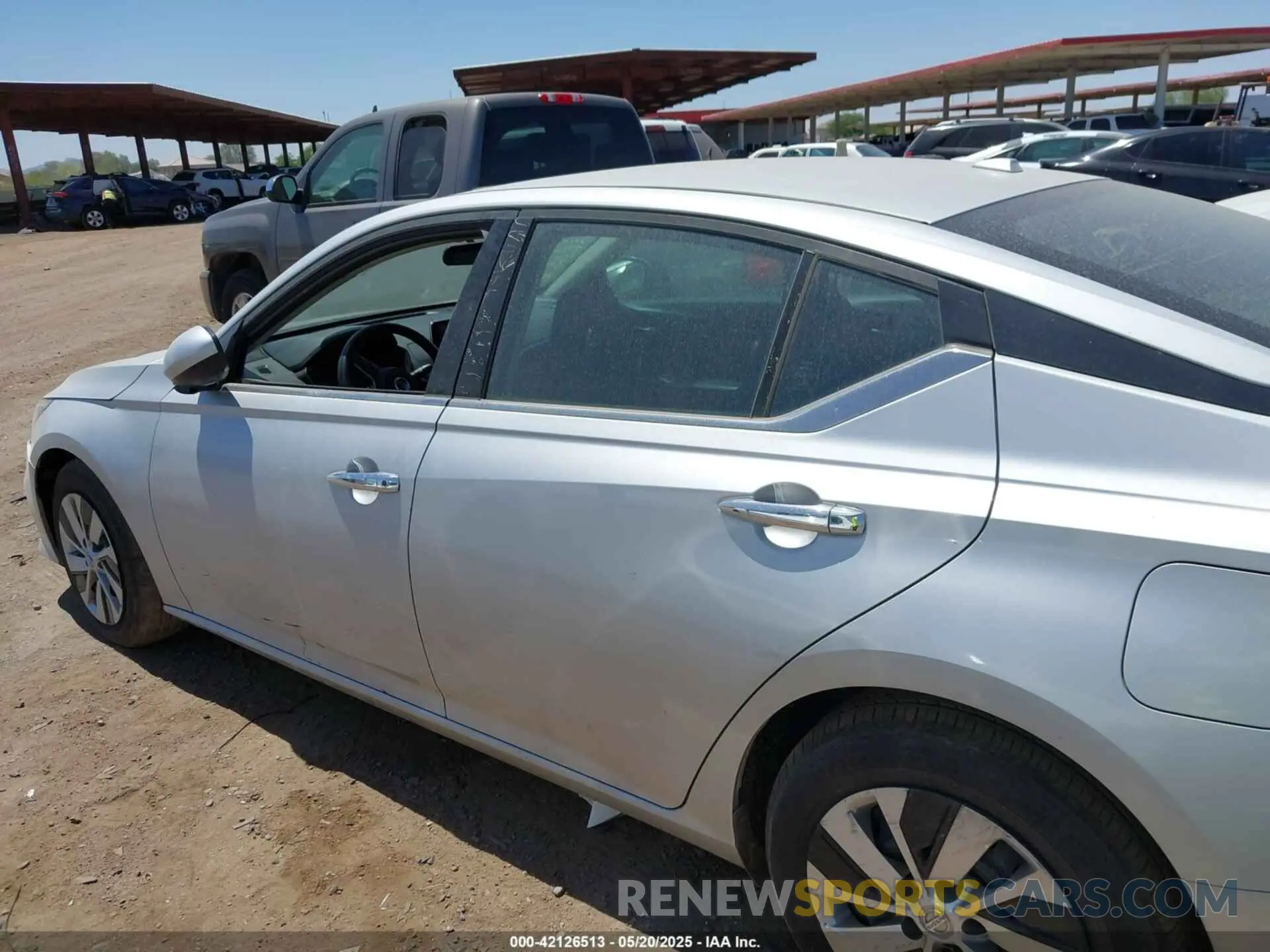 14 Фотография поврежденного автомобиля 1N4BL4BV7KC156396 NISSAN ALTIMA 2019