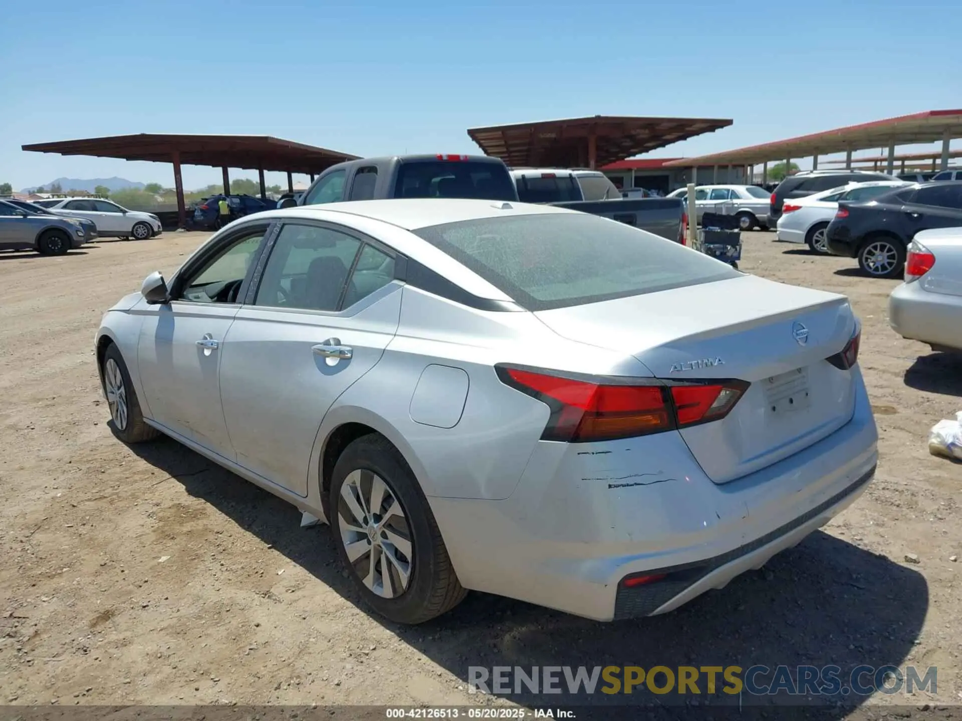 3 Фотография поврежденного автомобиля 1N4BL4BV7KC156396 NISSAN ALTIMA 2019